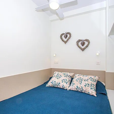 Appartement Stylish For Rent With Fantastic Location In Promenade. *